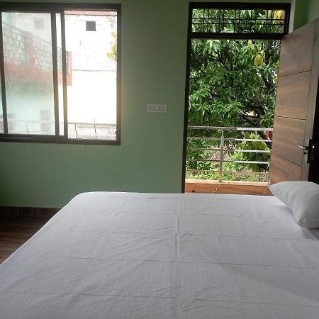 Crescent Moon Homestay Risikés Kültér fotó