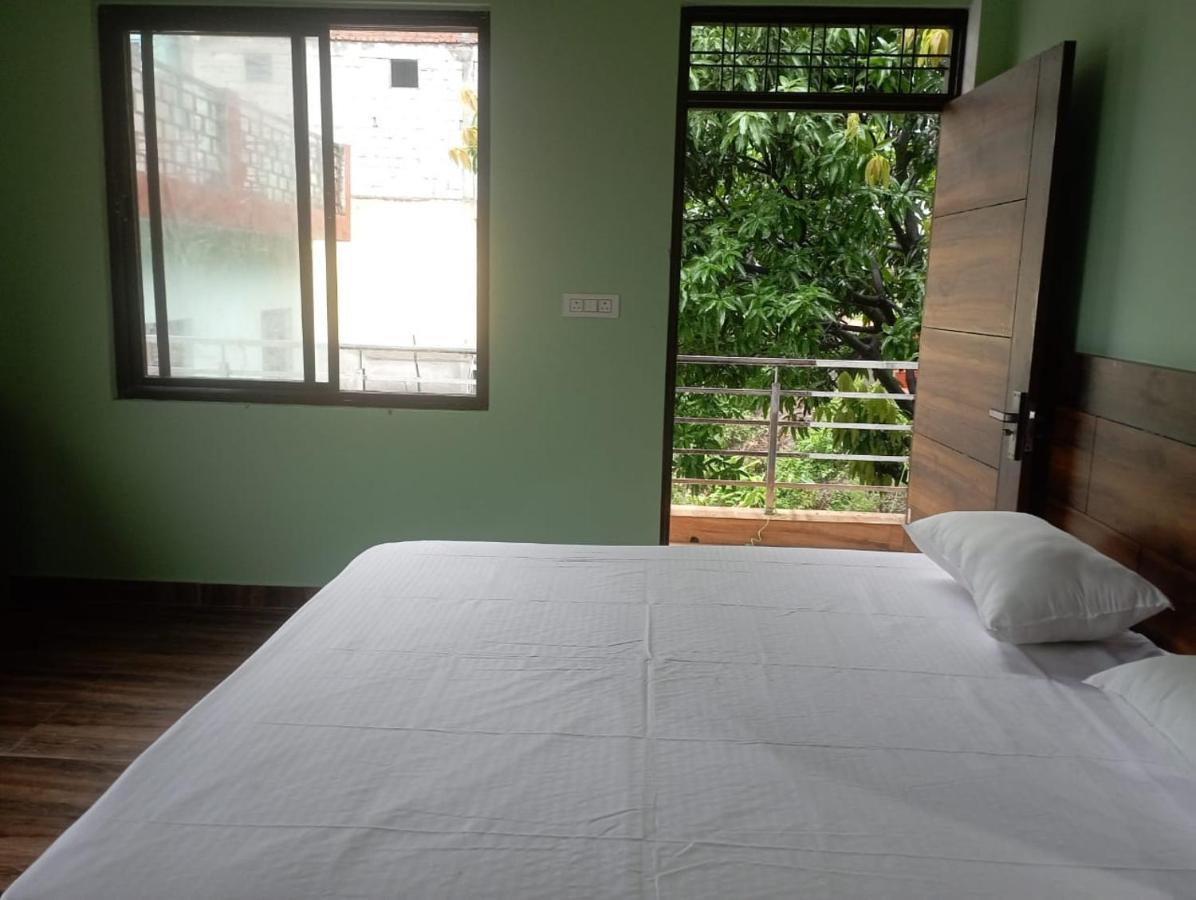 Crescent Moon Homestay Risikés Kültér fotó