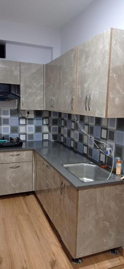 Crescent Moon Homestay Risikés Kültér fotó