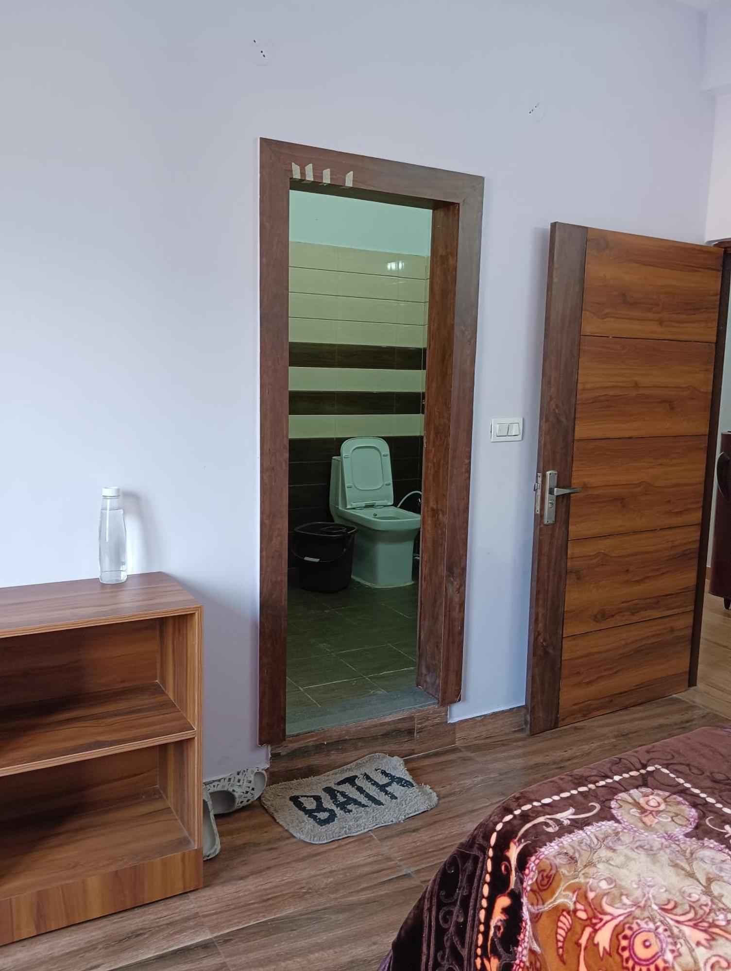 Crescent Moon Homestay Risikés Kültér fotó