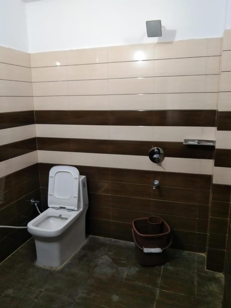 Crescent Moon Homestay Risikés Szoba fotó